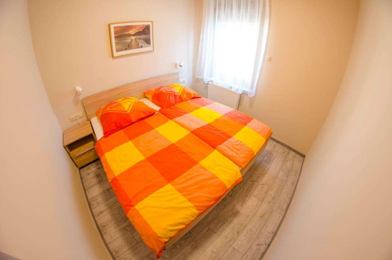Kolibri Panzio Bed & Breakfast Байя Екстериор снимка
