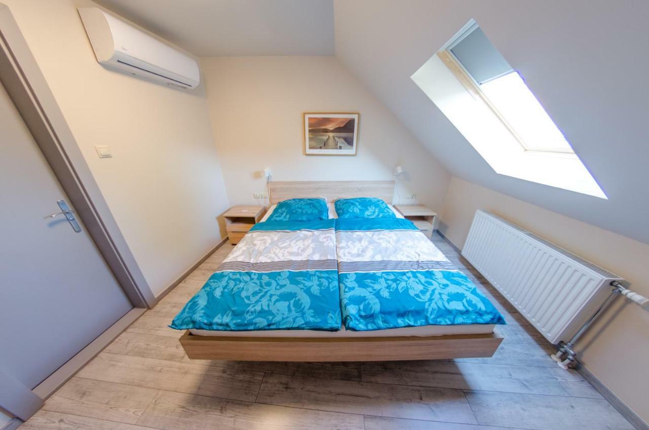Kolibri Panzio Bed & Breakfast Байя Екстериор снимка
